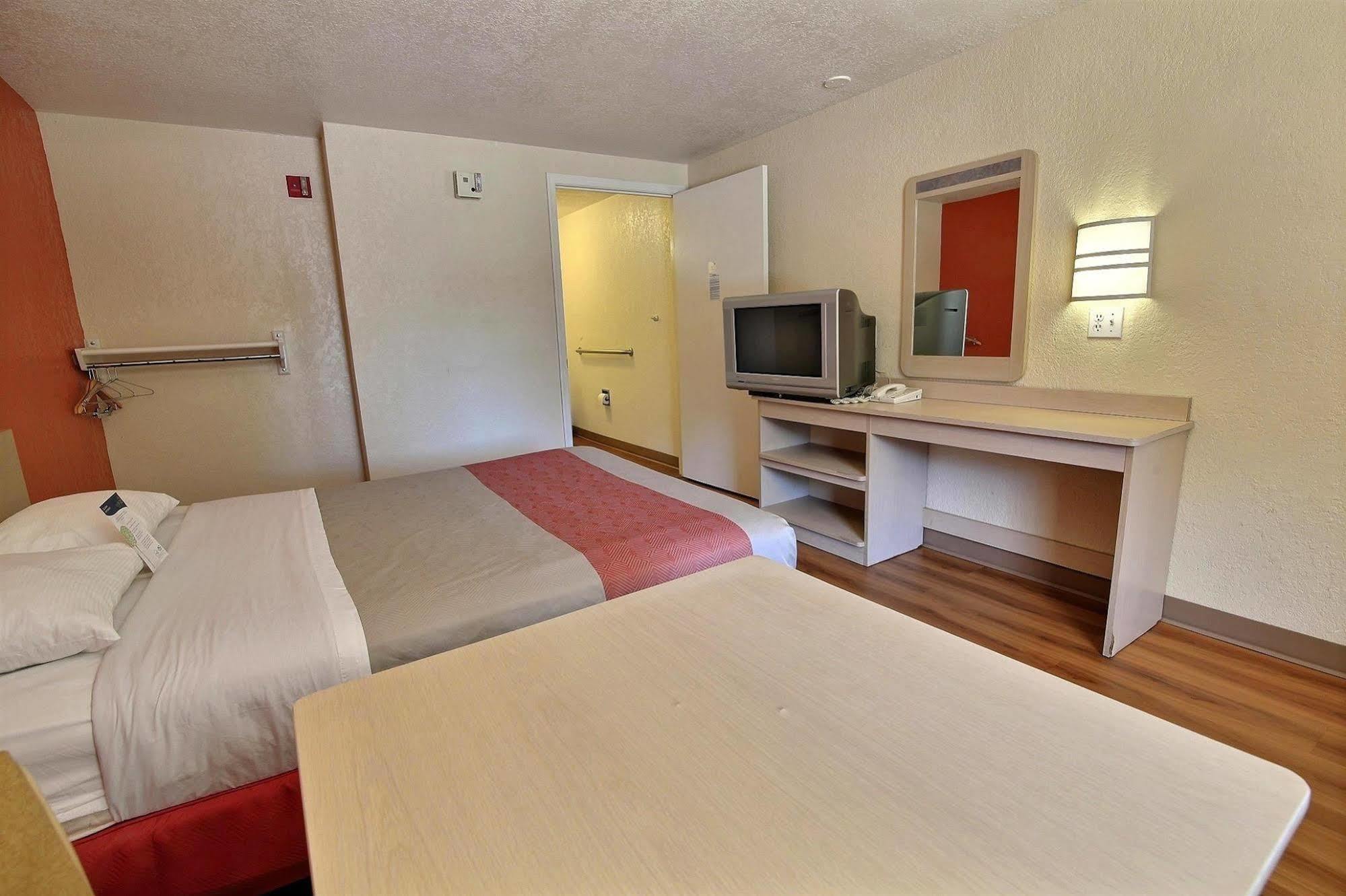Motel 6-Newport News, Va Exterior foto